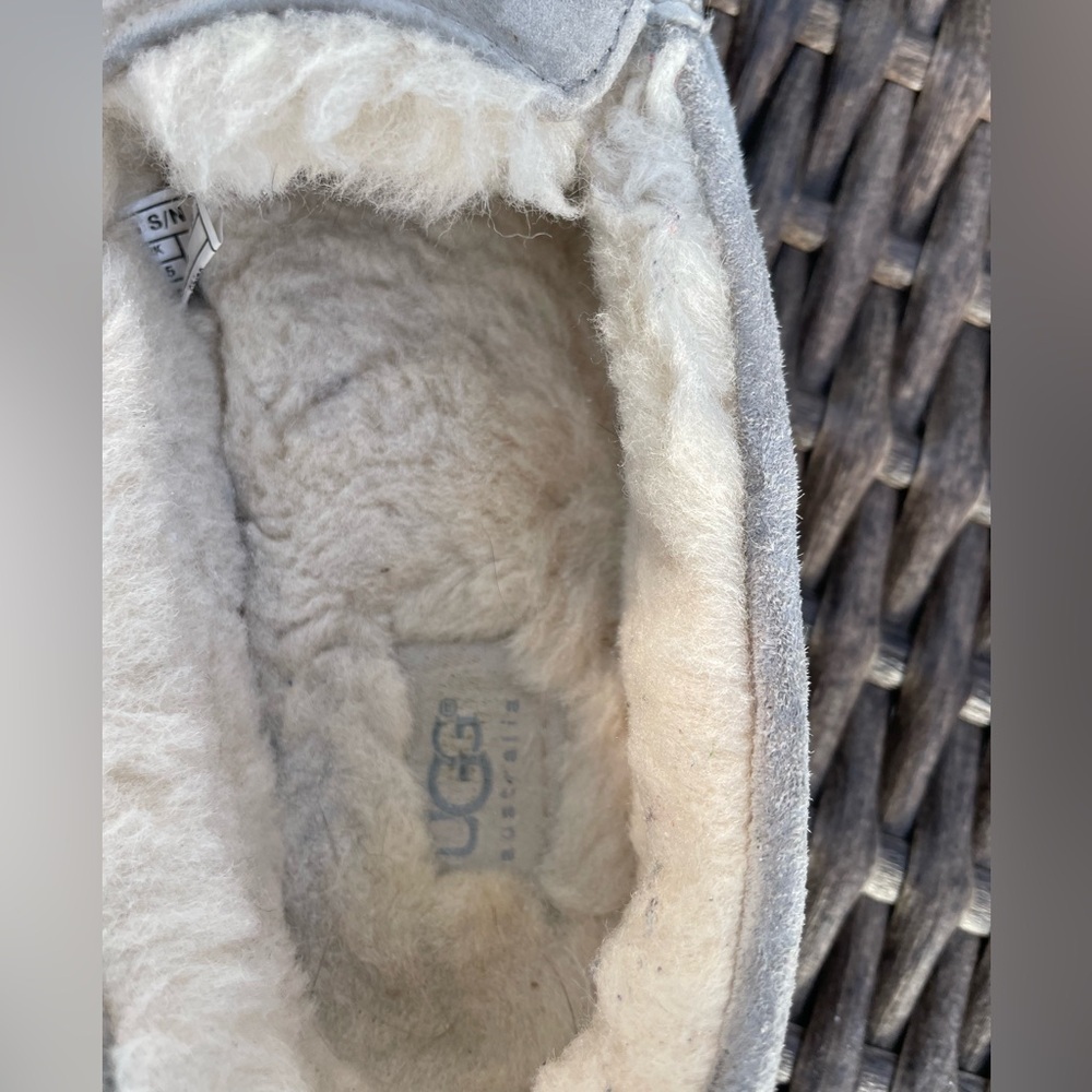 UGG Gray “Ansley” Water Resistant Slipper - Picture 4 of 10